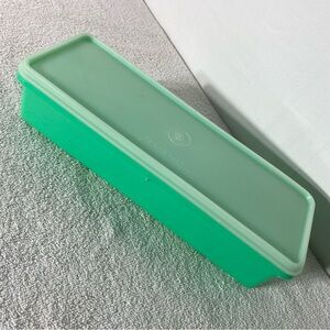 Vintage Tupperware Green Jadeite Celery Keeper Vegetable Storage Crisper W Lid